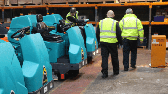 floor cleaning machine hire. industrial floor sweepers | Ride-on sweeper scrubber machines